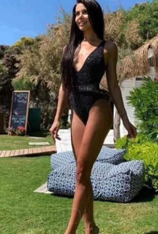 Evelina Young — 3 / 5