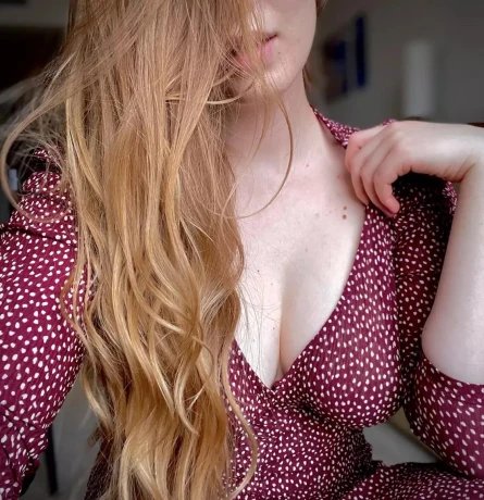 Freckled Busty Blonde Babe — 4 / 14