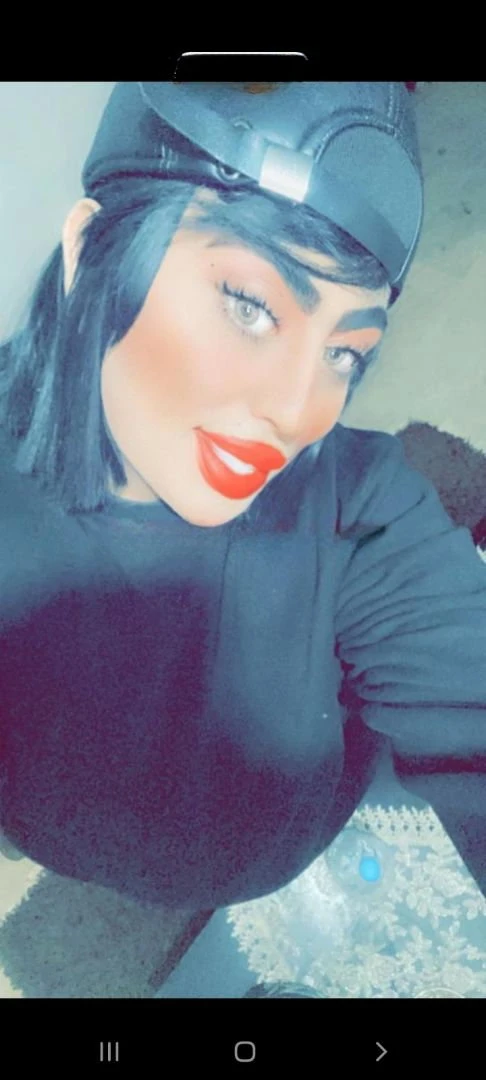 Ana Amar — 3 / 8
