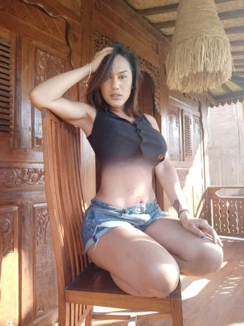 Ts Mia Rita — 1 / 4