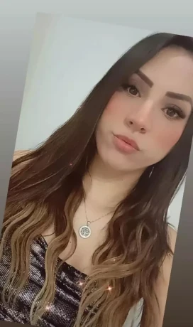 Mariana Tres Jolie — 6 / 22