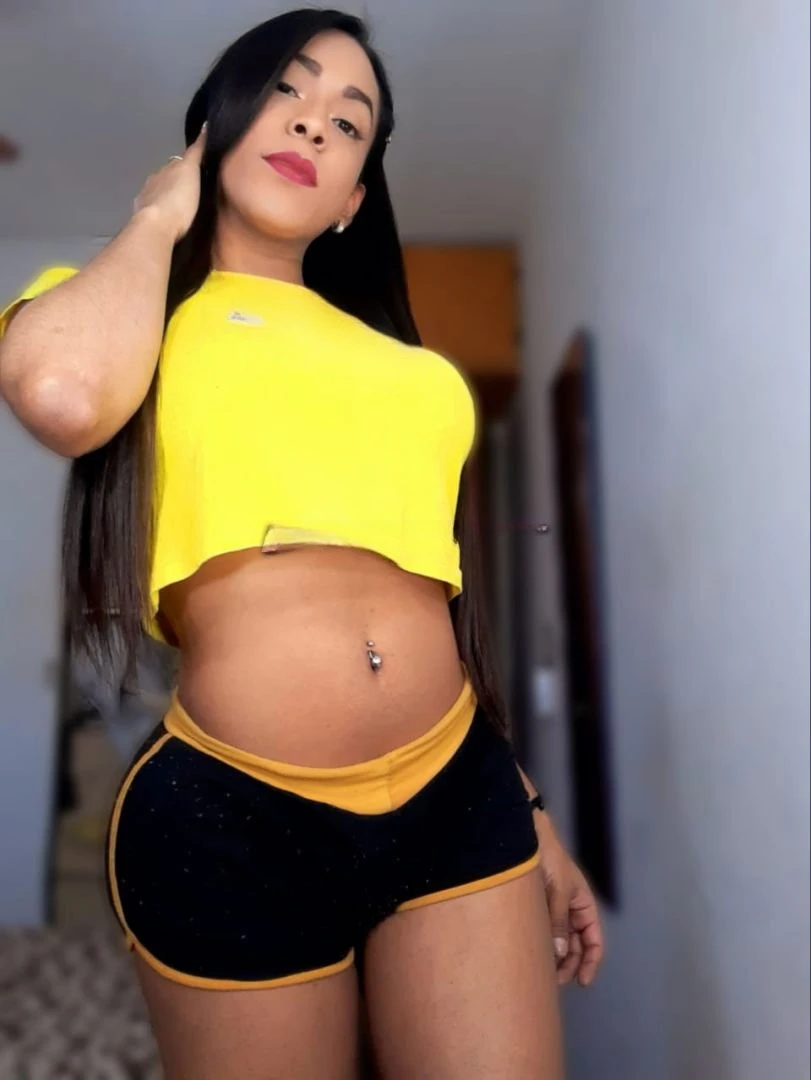 Catalina Colombiana — 10 / 12
