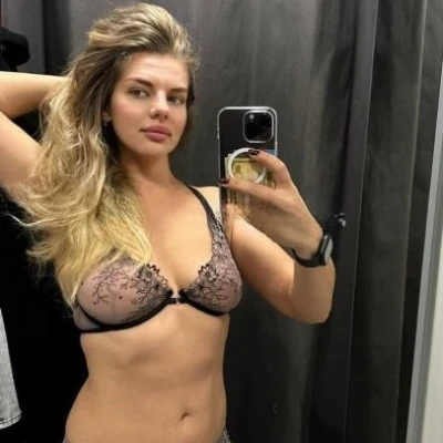 Angelina, Escort, Bari