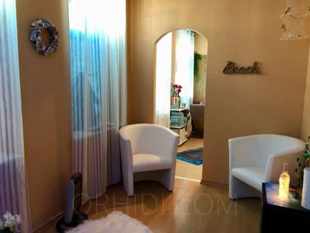 TRAUM & ZEIT MASSAGE — 2 / 14