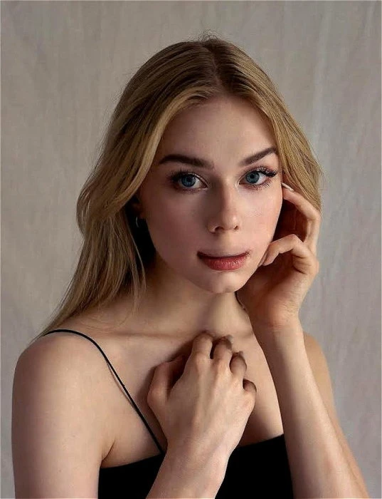 Camille — 3 / 5