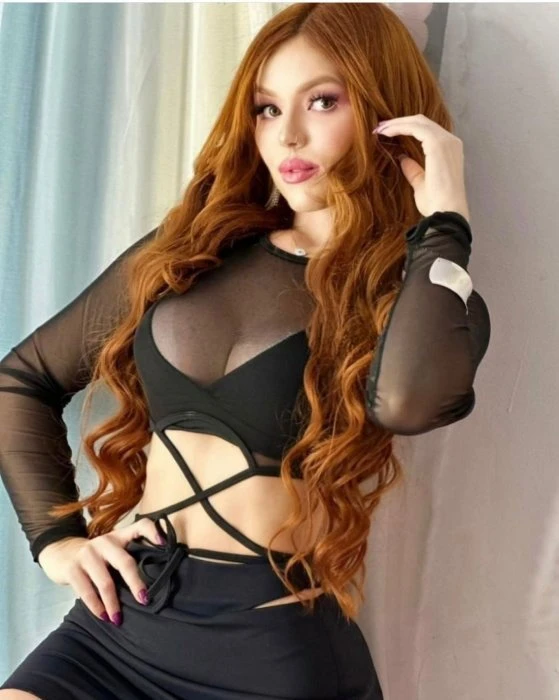 Sophia Martinelli, Escort, Paris