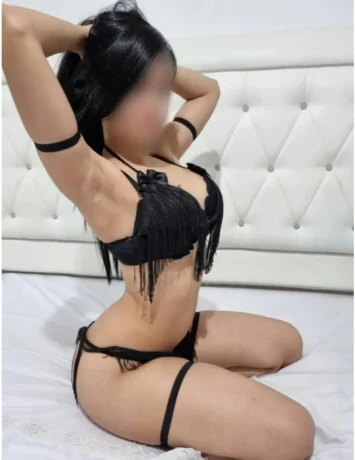 Sweet Claudia — 4 / 5