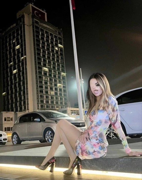 Vika, Escort, Istanbul