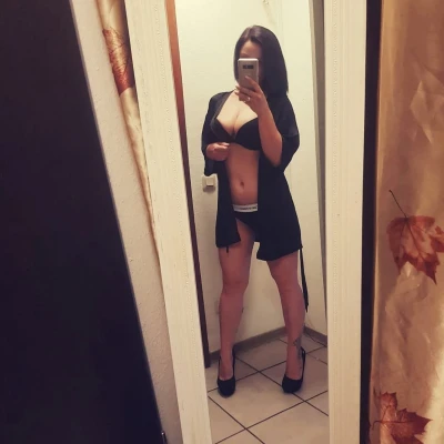 Nicole Aus Lettland, Escort, Essen