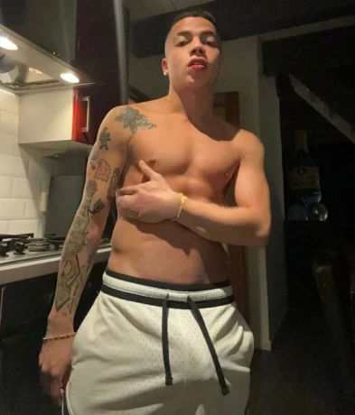 Christoper — 5 / 6