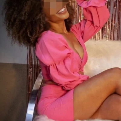 Belle Fontaine, Escort, Paris