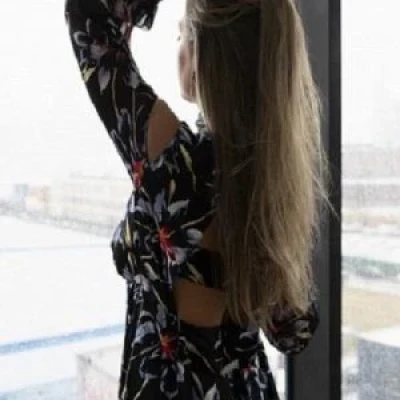 Safira, Escort, Enschede