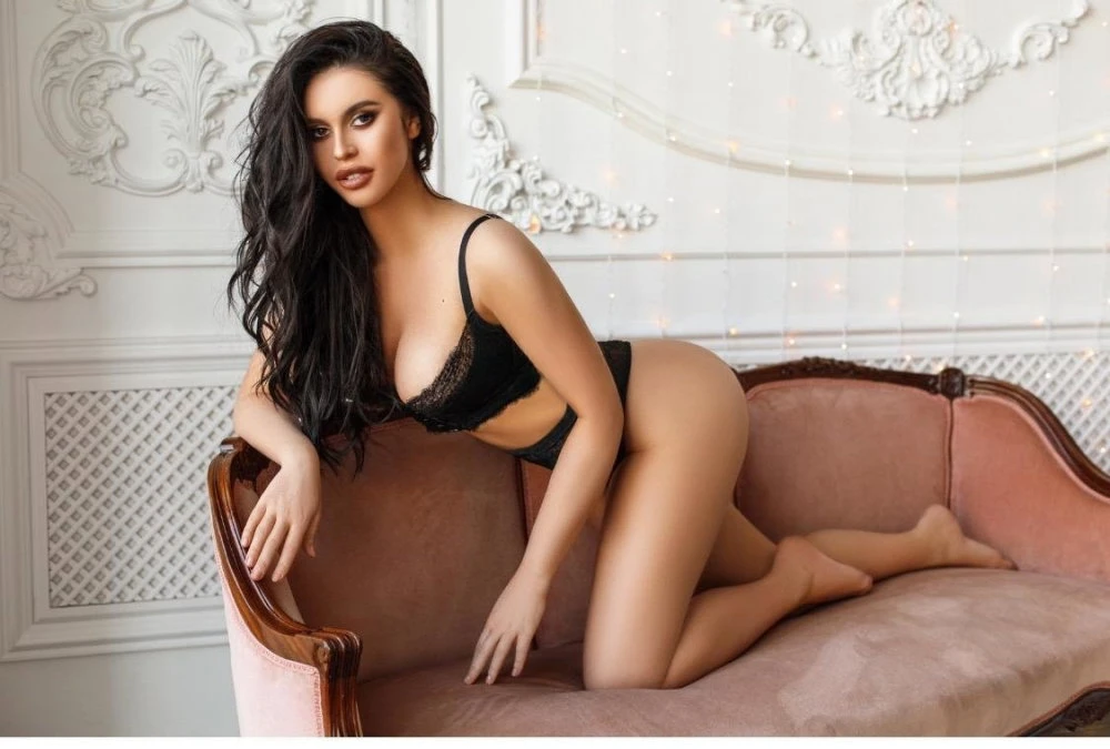 Kristy Massage, Escort, Istanbul