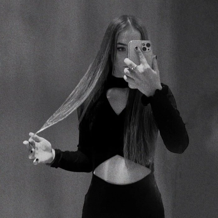 Polina — 3 / 5