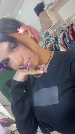 Amalia Stephania — 7 / 12