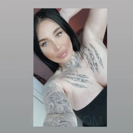 Deutsche Gina — 2 / 17