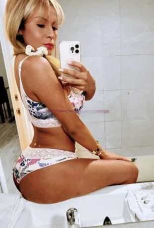 Sofia Barker — 2 / 12