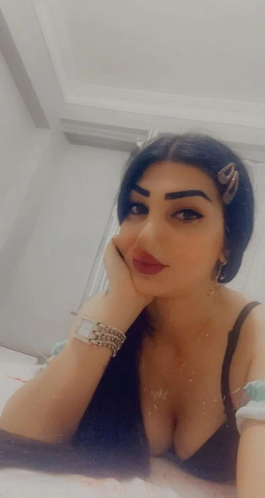 Cherin, Escort, Istanbul