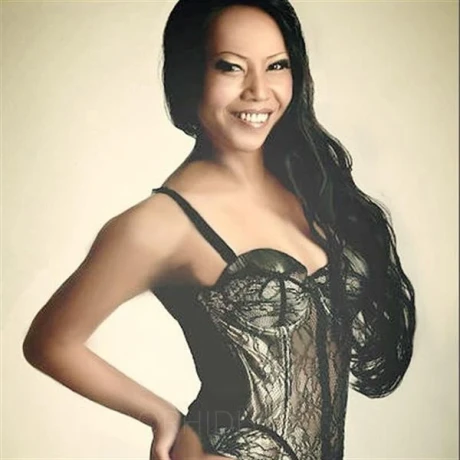 ZOE MEY'S MASSAGEN — 1 / 3