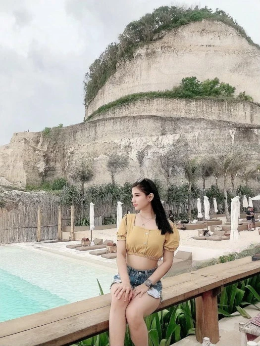 Mayang, Escort, Pekanbaru