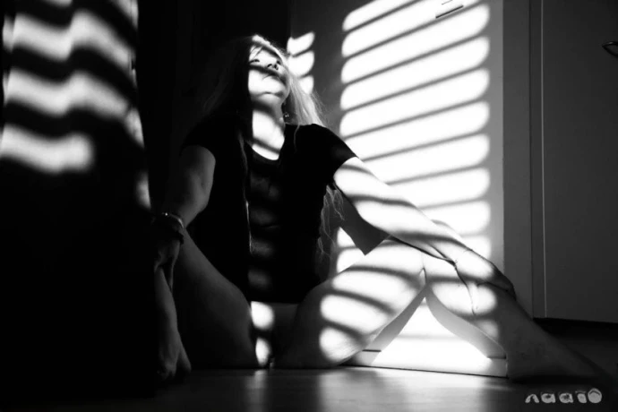 Sexy Deutsch Schweizerin Spritzt Mit Dir Ins Heisse Weekend Mit Hitze Preis — 1 / 3