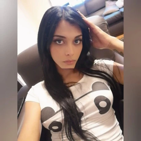 Alessandra Venus — 11 / 12