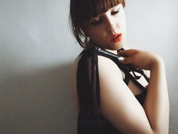 Mistress_Komakino — 12 / 14