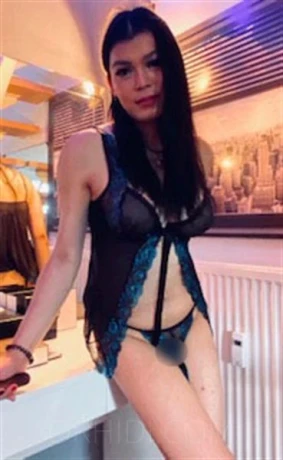 TS Leya- VIP Party — 3 / 5