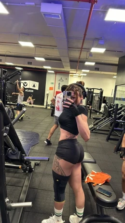 Amanda Ranielly — 3 / 12