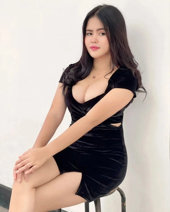 Ayna Azkayra — 7 / 8