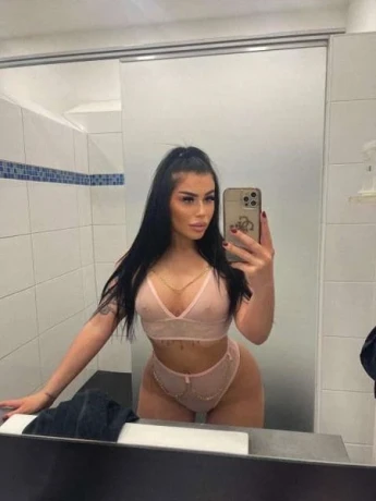 Vanessa Venus & Naomi Steele — 13 / 14