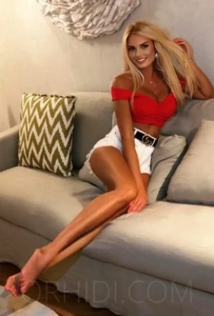 Vip escort Liya — 2 / 3