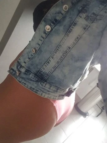 Christina Vollbusig — 4 / 5