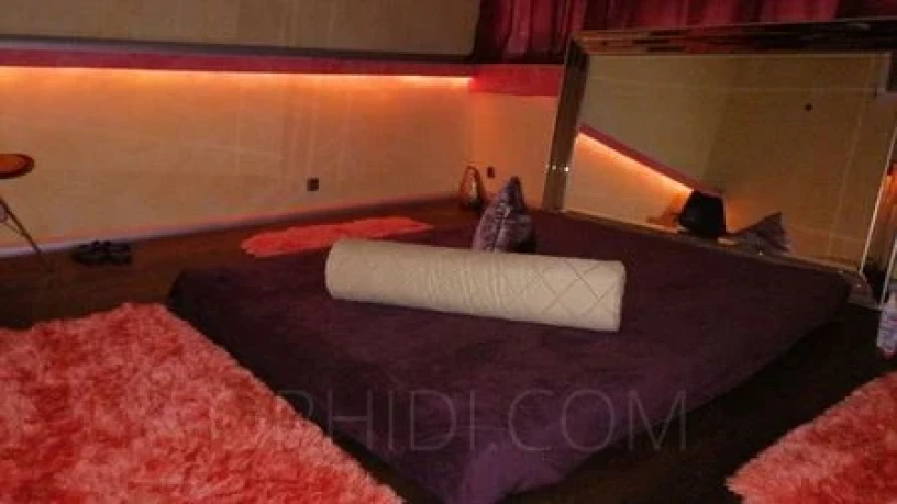 Relax Wellness Lounge — 3 / 7