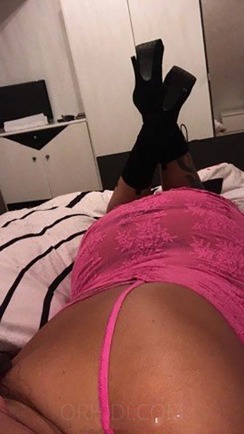 Jacky (27) — 2 / 3