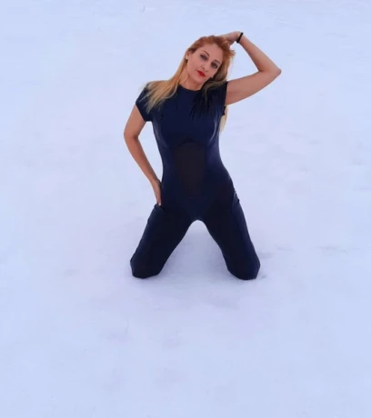 Evelin Nur Haus Besuche — 4 / 6