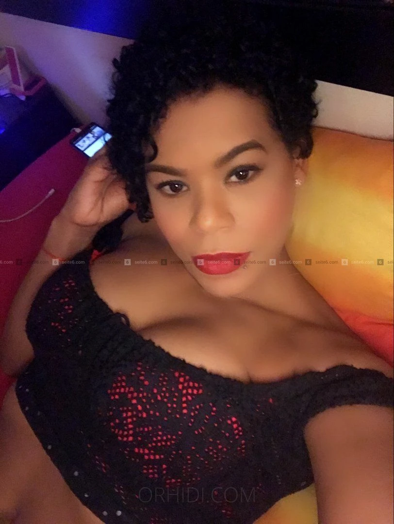 Carol Latina, Escort, Freiburg