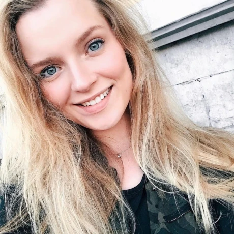 Vivianna Paris — 3 / 4