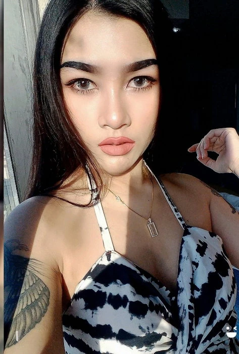 Sarah — 4 / 5