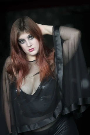 Cynthia (a/p) — 2 / 3