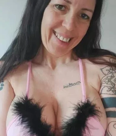 Geile Milf Voor Camsessie — 3 / 12