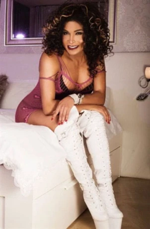 Trans Chantal — 8 / 9