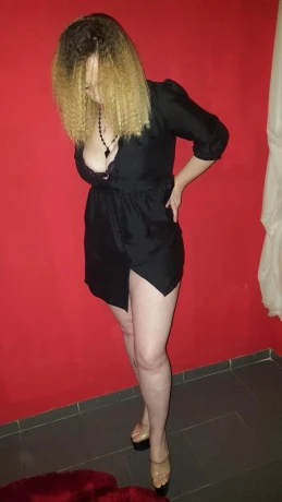 Laryssasexilove — 1 / 3