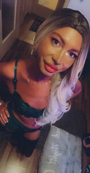 Tara Tv, Escort, Bern