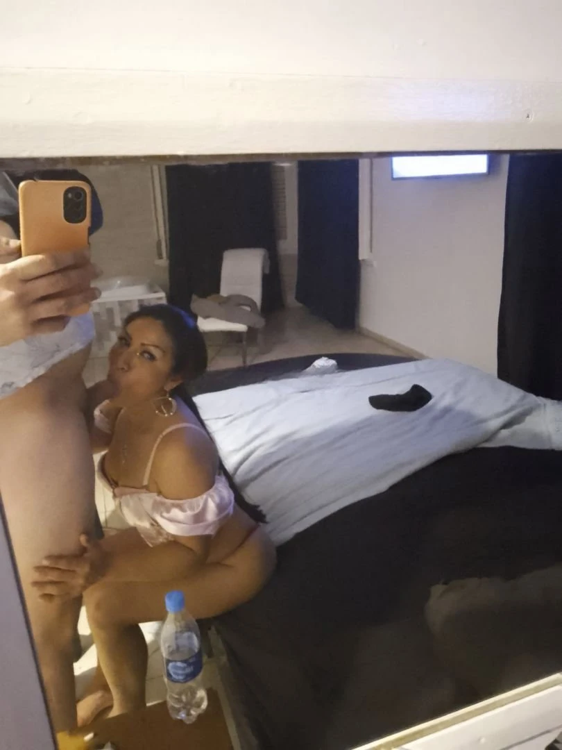 Sheyla lp, Escort, Romorantin-Lanthenay
