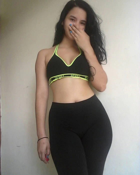 Vanesa — 2 / 3