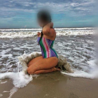 Abril, Escort, Puebla