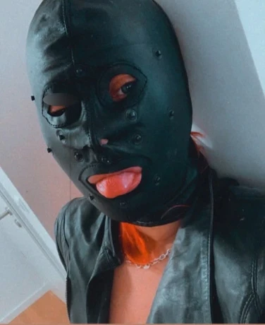 Neu Devote Bj Queen Emina — 3 / 14