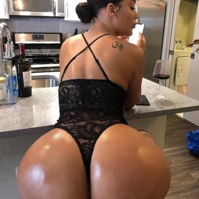 Annabel, Escort, Kuwait