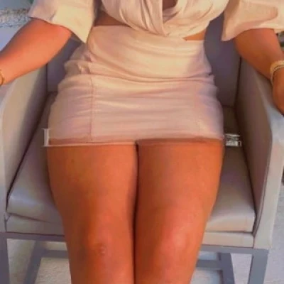 Diallo, Escort, Dakar